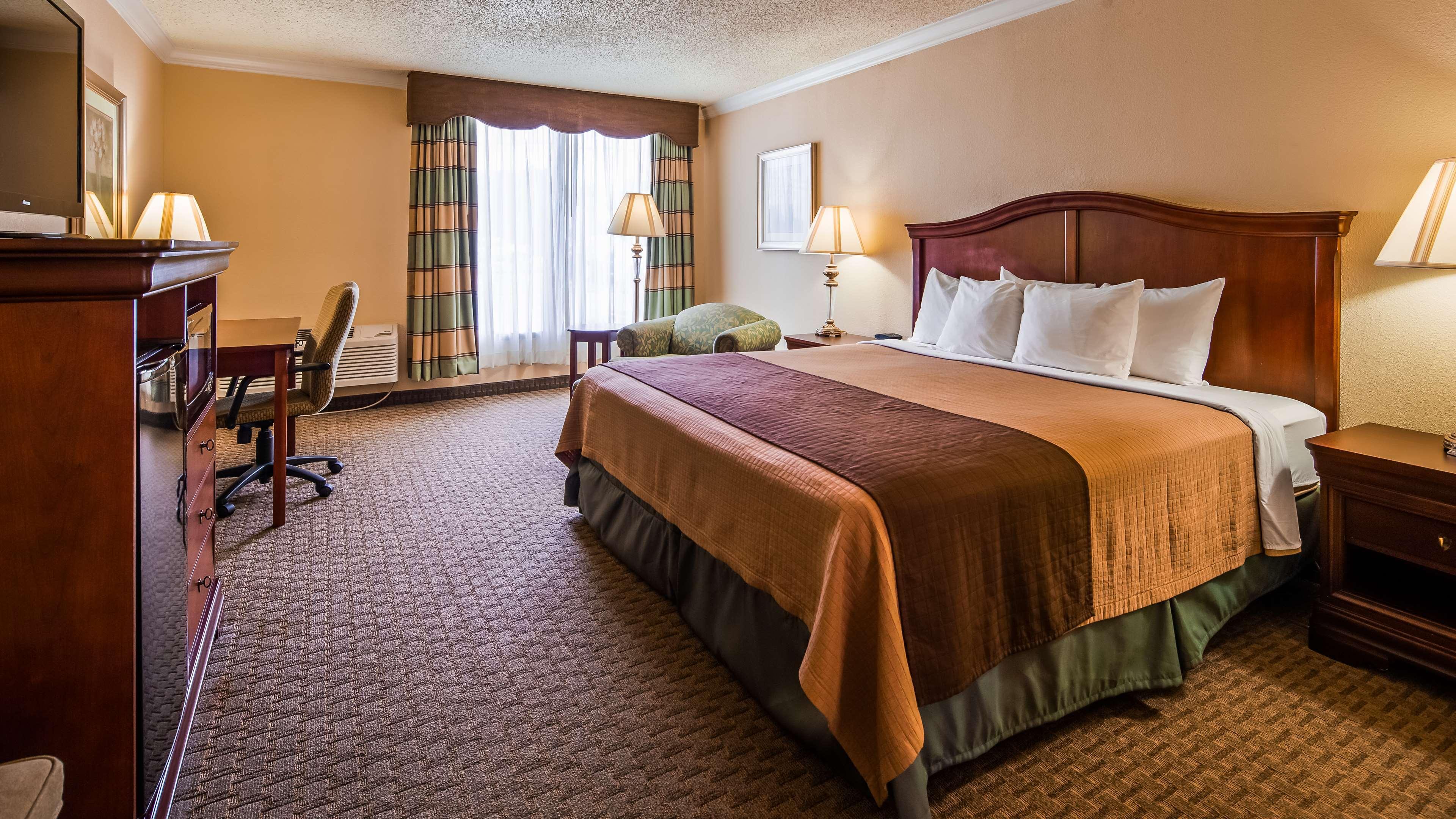 Best Western Plus Burlington Buitenkant foto