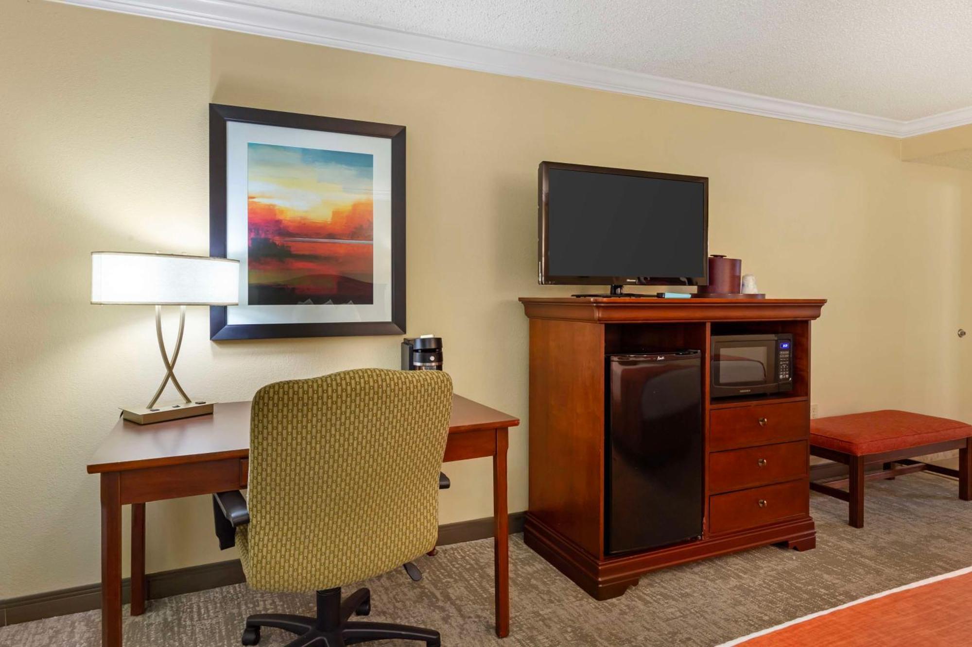 Best Western Plus Burlington Buitenkant foto